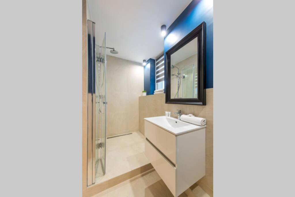 Rondo Onz P&O Serviced Apartments Warszawa Eksteriør billede